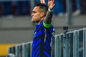 9九游体育娱乐 -巴塞罗那训练开放日，赛后主帅复盘引欢呼，欧篮联在即，赛季目标并未改变(巴塞罗那vs埃尔切)