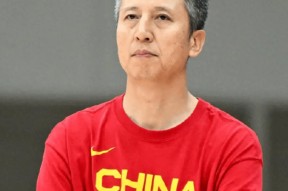 9九游全站网站 -转会期体能课后；深圳男篮调整名单备战足总杯；悬念犹存；心理建设被强调(足总杯直播在线直播免费观看)