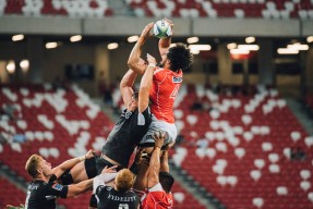 九游网页版官网 -勇士不断突破！C罗连续十场比赛得分超过出色发挥引发球迷热议