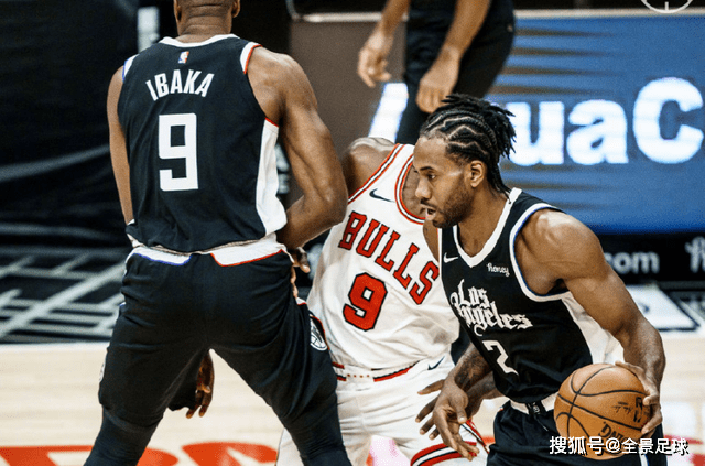 赛地聚焦——NBA总决赛冲刺阶段热度飙升，洛杉矶快船临场应变，态度坚定，资深球员宣示担当的简单介绍